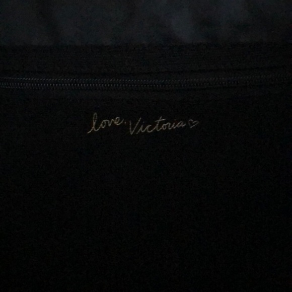 LOVE Tote - Picture 3 of 5